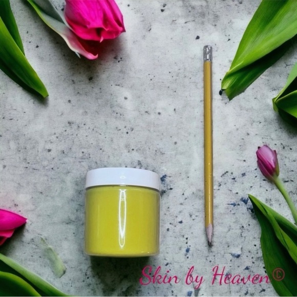 Turmeric face mask - Picture 2 of 3